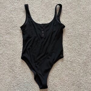 L Space Float On Swimsuit Womens 8 Black Ribbed Henley One Piece Minimalist